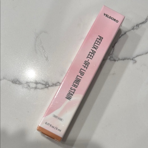 ❤️NWT- Veldoro- Lip Liner Stain - Picture 3 of 5